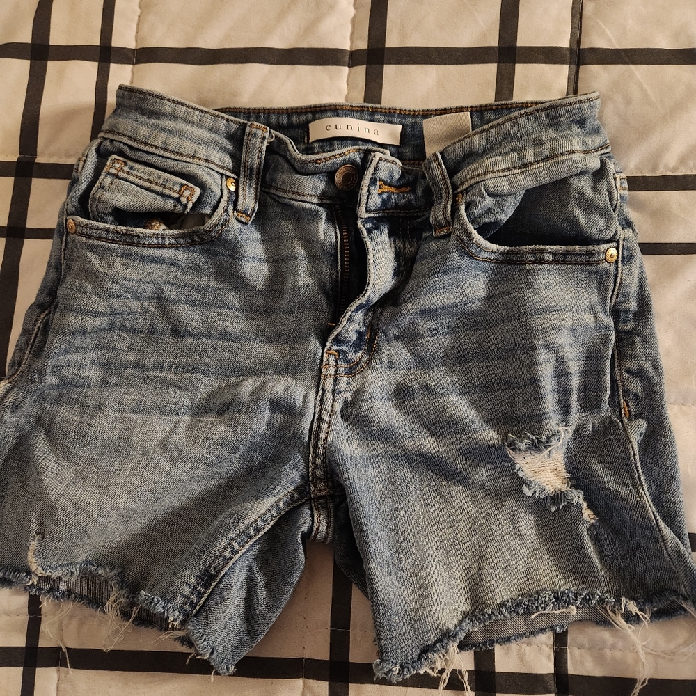 Size 0 shorts